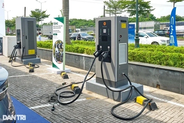 BYD đăng ký bảo hộ kiểu dáng trụ sạc tại Việt Nam