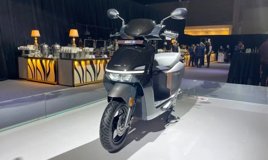 Chi tiết xe máy điện mới của Honda.