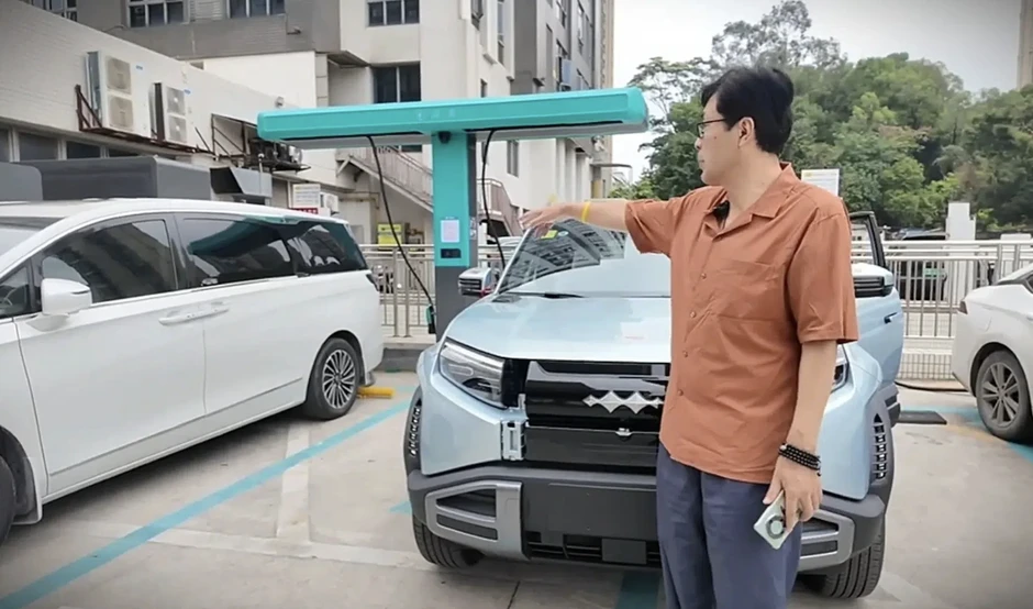 Công nghệ sạc siêu nhanh của BYD gây tranh cãi khi nhiệt độ pin tăng cao Công nghệ sạc siêu nhanh của BYD gây tranh cãi khi nhiệt độ pin tăng cao