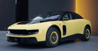 Cựu CEO của Ferrari chê Luce