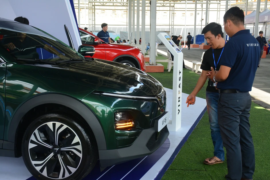 Hơn 36% người Việt mua ô tô mới chọn xe điện, xe hybrid Hơn 36% người Việt mua ô tô mới chọn xe điện, xe hybrid