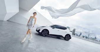Không đi theo lối mòn, Lynk & Co 02 định hình hướng đi mới cho xe điện