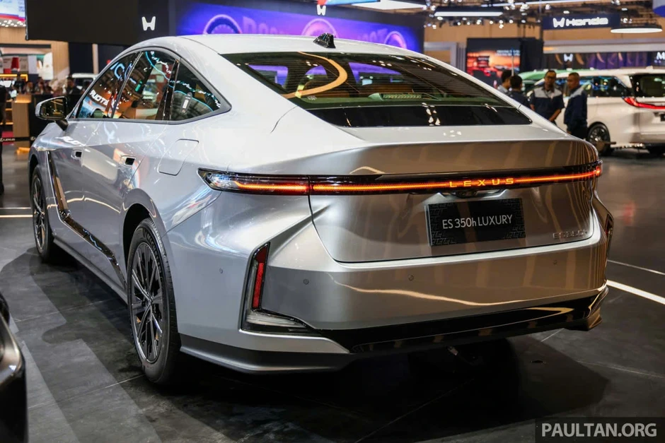 Lexus ES thuần điện mở bán tại Indonesia, chuẩn bị về Việt Nam. Lexus ES thuần điện mở bán tại Indonesia, chuẩn bị về Việt Nam.