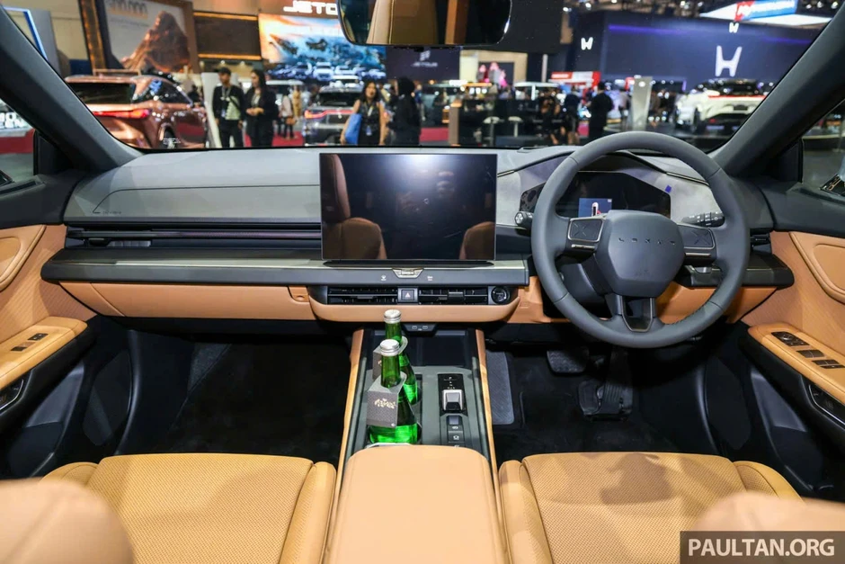Lexus ES thuần điện mở bán tại Indonesia, chuẩn bị về Việt Nam. Lexus ES thuần điện mở bán tại Indonesia, chuẩn bị về Việt Nam.