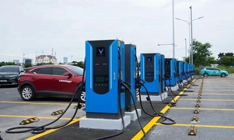 Sắp có 99 'siêu trạm sạc' cho xe điện trên toàn quốc