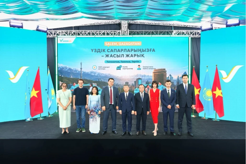 Taxi điện Green SM đến Kazakhstan Taxi điện Green SM đến Kazakhstan