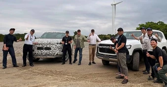 Toyota Land Cruiser sắp có bản chạy điện?