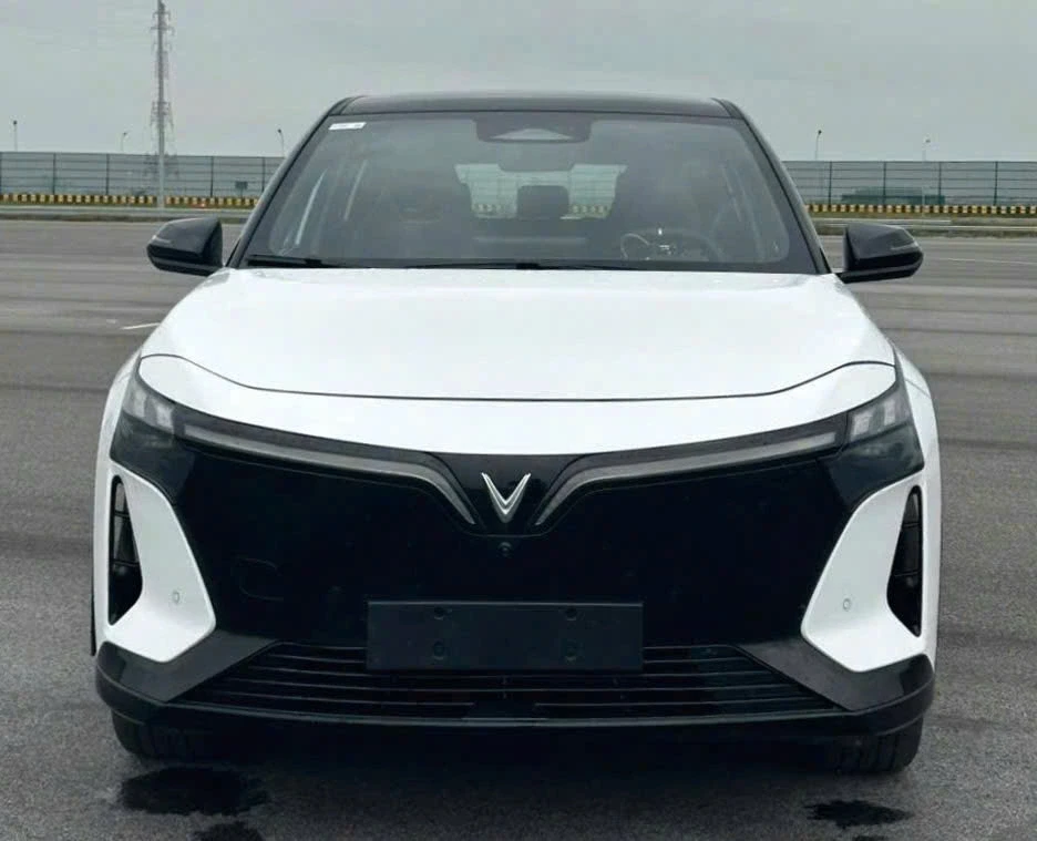 VinFast VF8 có phiên bản hoàn toàn mới