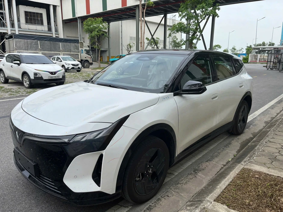 VinFast VF8 thế hệ mới sắp ra mắt