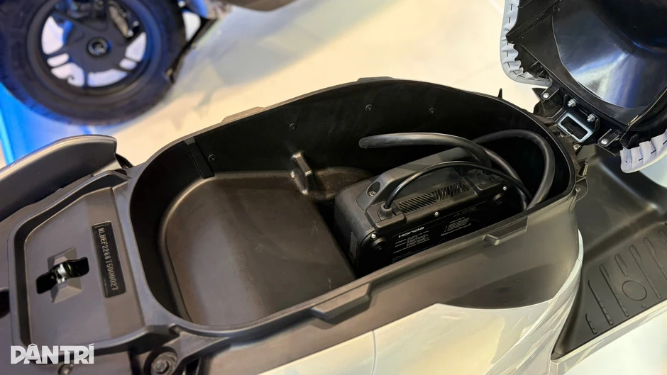 Xe máy điện Honda UC3 được trang bị gì? Xe máy điện Honda UC3 được trang bị gì?