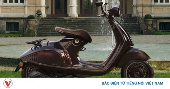 Cận cảnh Vespa 946 Horse phiên bản kỷ niệm năm Bính Ngọ, giá hơn 600 triệu đồng