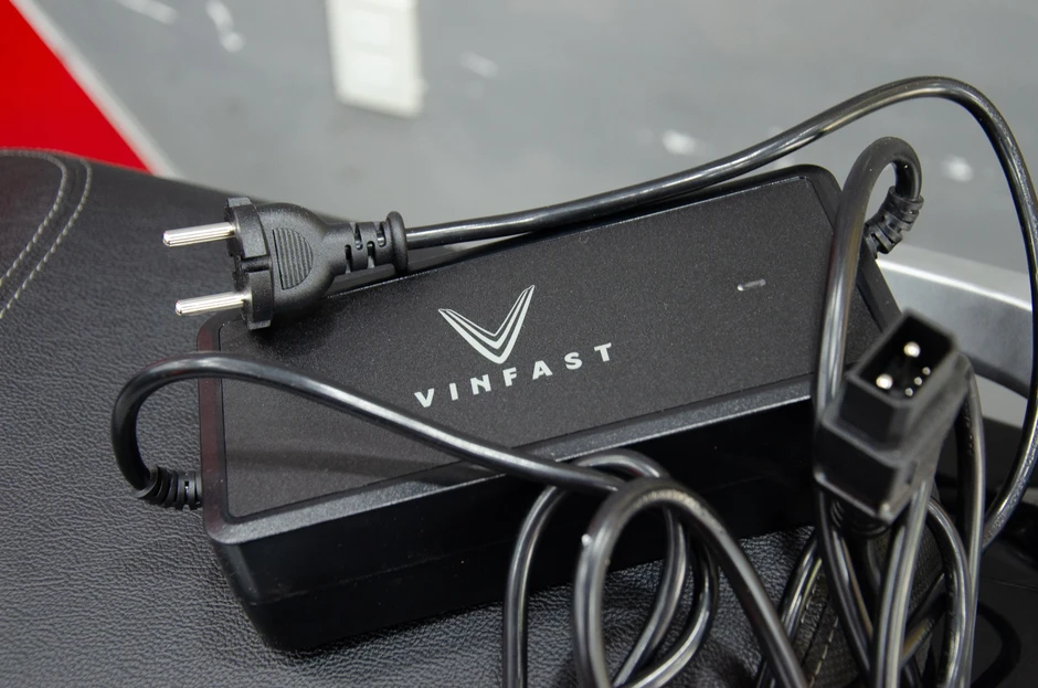 Cận cảnh VinFast Feliz II - xe máy điện đổi pin giá từ 24,9 triệu đồng Cận cảnh VinFast Feliz II - xe máy điện đổi pin giá từ 24,9 triệu đồng