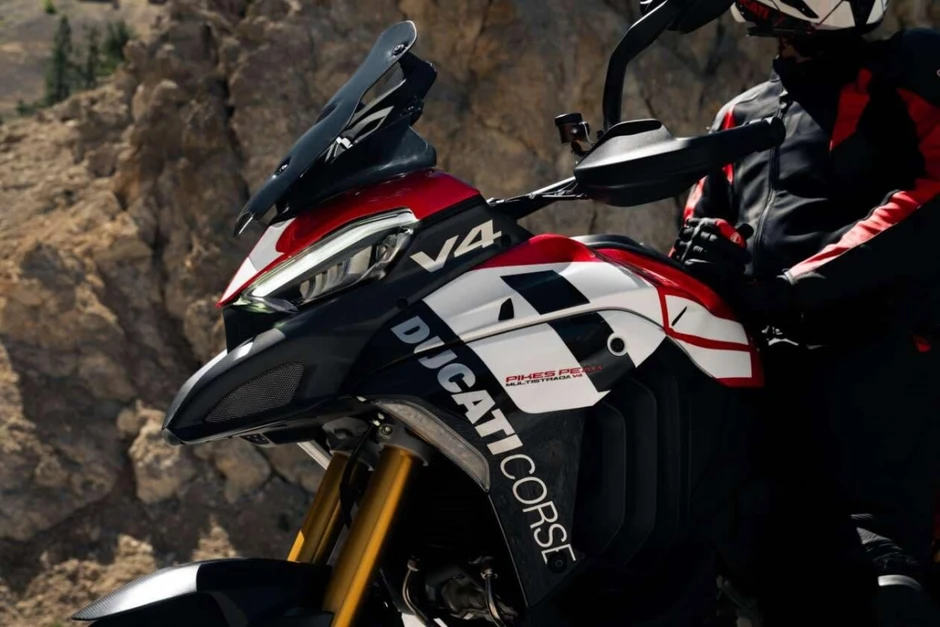 Chi tiết Ducati Multistrada V4 Pikes Peak 2027 mang phong cách MotoGP Chi tiết Ducati Multistrada V4 Pikes Peak 2027 mang phong cách MotoGP