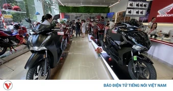 Doanh số xe máy Honda Việt Nam giảm nhẹ, mảng ô tô ngược dòng trong tháng 5/2026