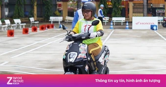 Học sinh chưa có bằng lái, chọn xe điện nào vừa rẻ và tiện lợi?
