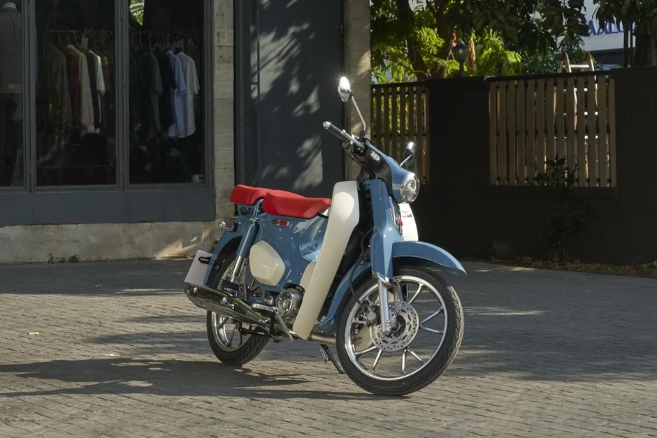 Loạt xe máy xăng tiết kiệm nhất, đổ 43.000 đồng tiền xăng chạy 100 km Loạt xe máy xăng tiết kiệm nhất, đổ 43.000 đồng tiền xăng chạy 100 km
