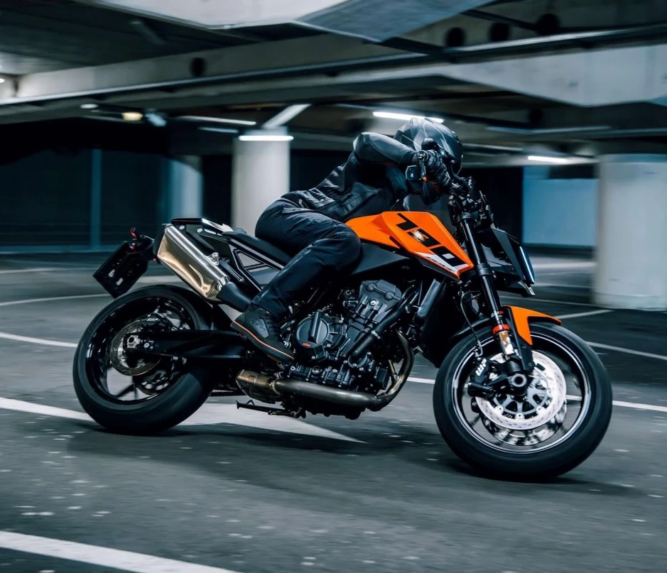 Ngắm KTM 790 Duke 2027 lột xác với diện mạo mới Ngắm KTM 790 Duke 2027 lột xác với diện mạo mới