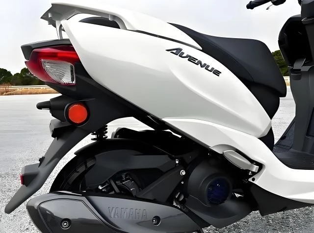 Yamaha Avenue 125 ra mắt phiên bản mới, trang bị phanh ABS Bosch quyết tâm đe dọa ngôi vương của Honda Lead Yamaha Avenue 125 ra mắt phiên bản mới, trang bị phanh ABS Bosch quyết tâm đe dọa ngôi vương của Honda Lead