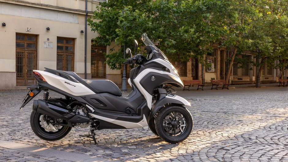 Yamaha Tricity 300 2026: Xe máy 3 bánh đầu tiên có túi khí cho người lái Yamaha Tricity 300 2026: Xe máy 3 bánh đầu tiên có túi khí cho người lái