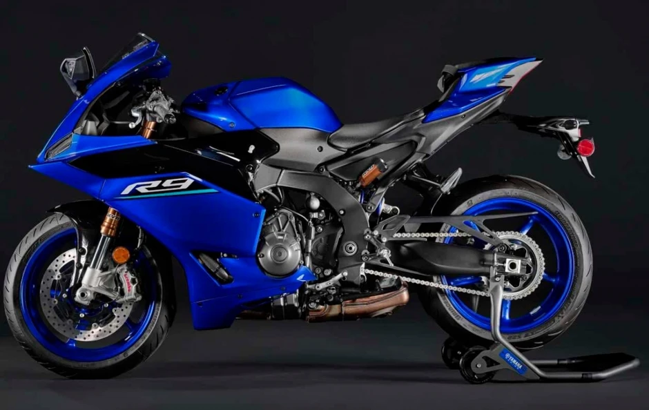 Yamaha YZF-R9 hé lộ ngày ra mắt: Sức mạnh 119 mã lực, giá dự kiến 480 triệu đồng Yamaha YZF-R9 hé lộ ngày ra mắt: Sức mạnh 119 mã lực, giá dự kiến 480 triệu đồng