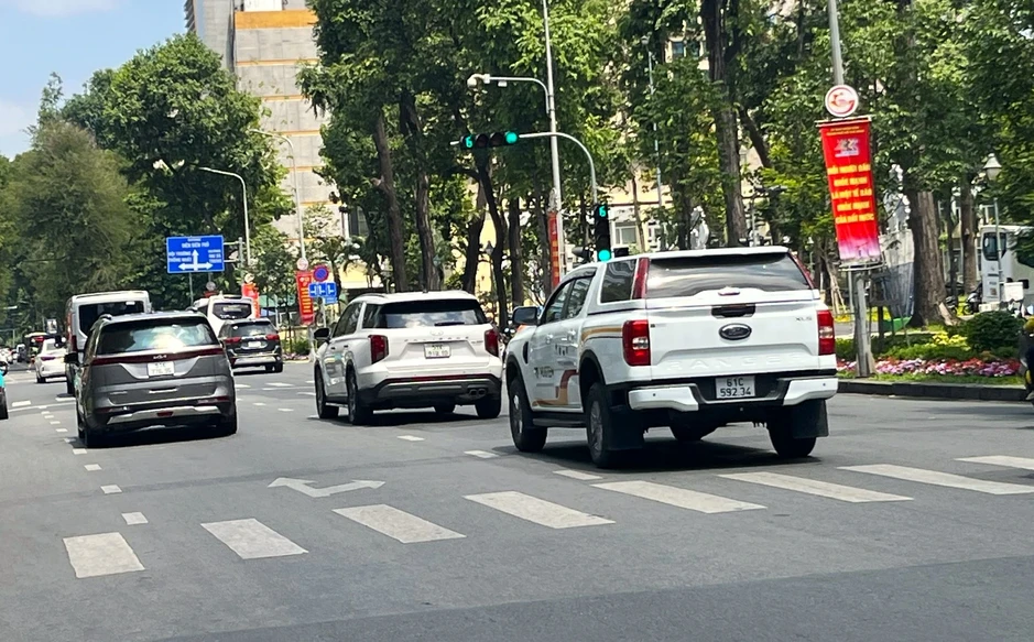 Chủ xe bán tải ồ ạt bán 'cắt lỗ', nhiều chiếc chỉ chạy vài trăm km Chủ xe bán tải ồ ạt bán 'cắt lỗ', nhiều chiếc chỉ chạy vài trăm km