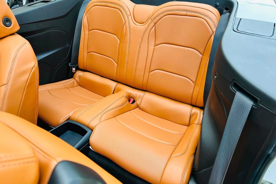“Hàng hiếm” Chevrolet Camaro mui trần mất giá khoảng 200 triệu đồng mỗi năm “Hàng hiếm” Chevrolet Camaro mui trần mất giá khoảng 200 triệu đồng mỗi năm