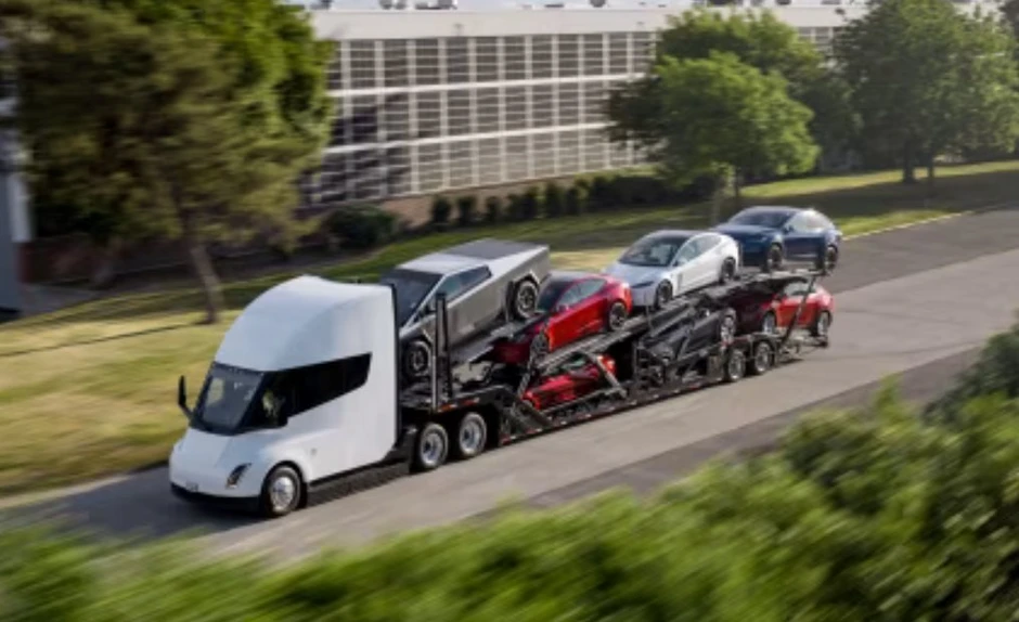 15.000 xe tải điện Tesla sắp được tung ra thị trường, giá rẻ hơn 100.000 USD so với nhiều đối thủ, đi được 800 km/sạc: Elon Musk đang toan tính gì? 15.000 xe tải điện Tesla sắp được tung ra thị trường, giá rẻ hơn 100.000 USD so với nhiều đối thủ, đi được 800 km/sạc: Elon Musk đang toan tính gì?