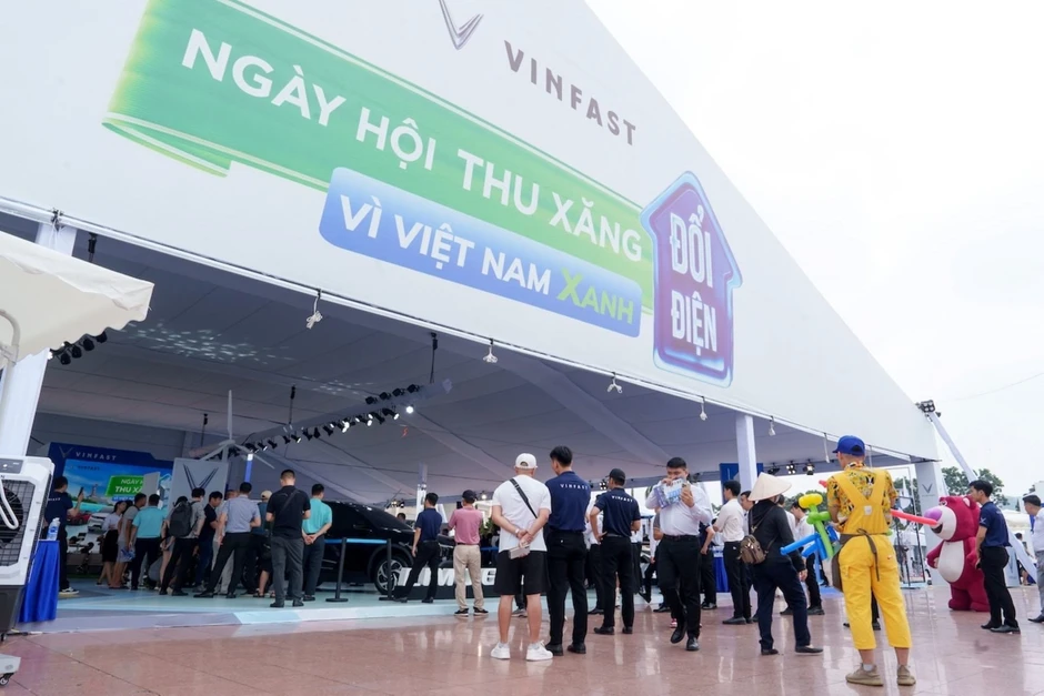 5 sự kiện ngành xe được bình chọn nhiều nhất CCA 2026: Từ màn ra mắt xe đến xuất khẩu ô tô Việt 5 sự kiện ngành xe được bình chọn nhiều nhất CCA 2026: Từ màn ra mắt xe đến xuất khẩu ô tô Việt