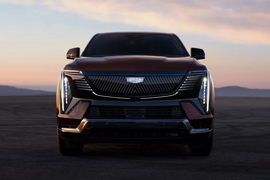 6 xe điện hạng sang Cadillac cháy rụi, nghi ngờ do pin cao áp 6 xe điện hạng sang Cadillac cháy rụi, nghi ngờ do pin cao áp