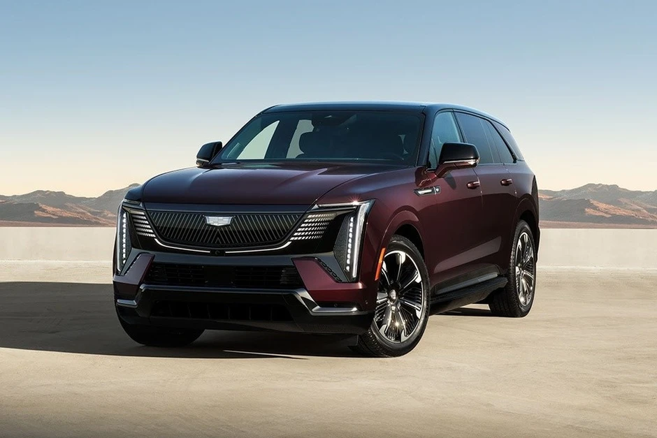 6 xe điện hạng sang Cadillac cháy rụi, nghi ngờ do pin cao áp 6 xe điện hạng sang Cadillac cháy rụi, nghi ngờ do pin cao áp