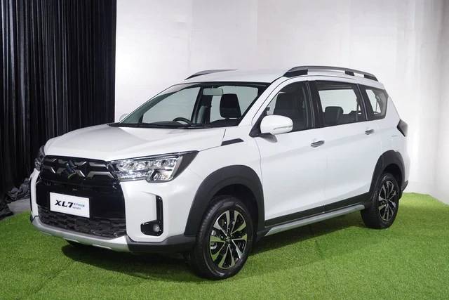 6 xe Nhật rục rịch về Việt Nam cuối năm: Có SUV đấu Land Cruiser, có xe lần đầu dùng hybrid 6 xe Nhật rục rịch về Việt Nam cuối năm: Có SUV đấu Land Cruiser, có xe lần đầu dùng hybrid