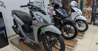Áp lực từ xu hướng xe điện, Honda vẫn bán hơn 173.000 xe máy trong tháng 4