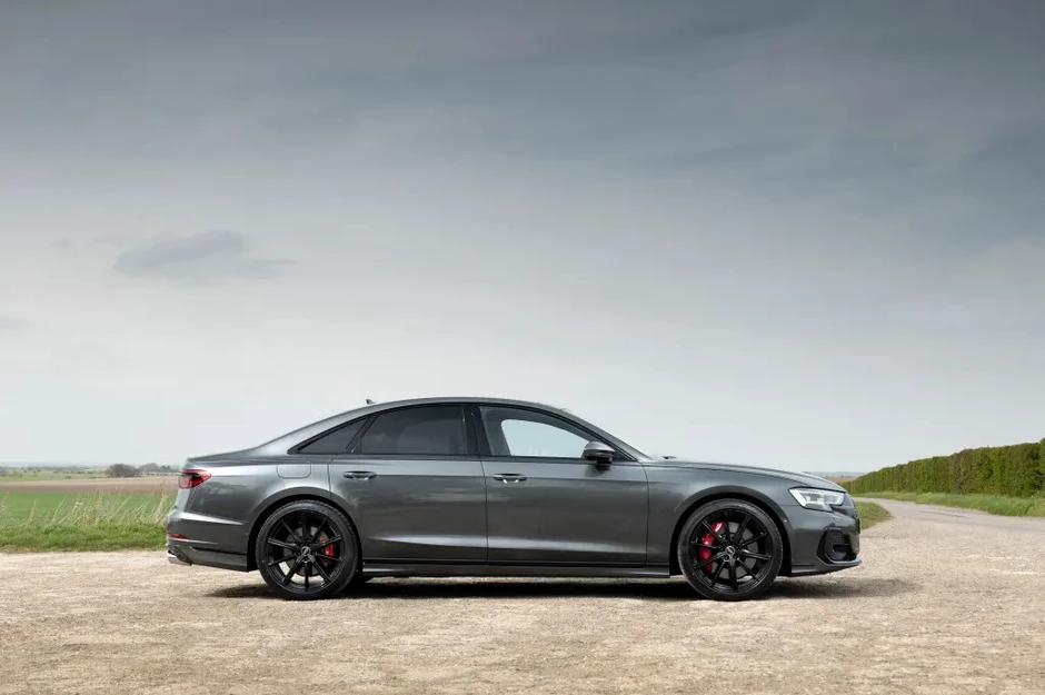 Audi lặng lẽ khai tử dòng xe sang chủ lực sau 32 năm, bỏ ngỏ cái tên kế nhiệm Audi lặng lẽ khai tử dòng xe sang chủ lực sau 32 năm, bỏ ngỏ cái tên kế nhiệm