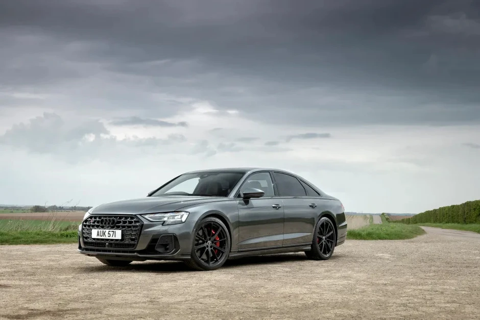 Audi lặng lẽ khai tử dòng xe sang chủ lực sau 32 năm, bỏ ngỏ cái tên kế nhiệm Audi lặng lẽ khai tử dòng xe sang chủ lực sau 32 năm, bỏ ngỏ cái tên kế nhiệm