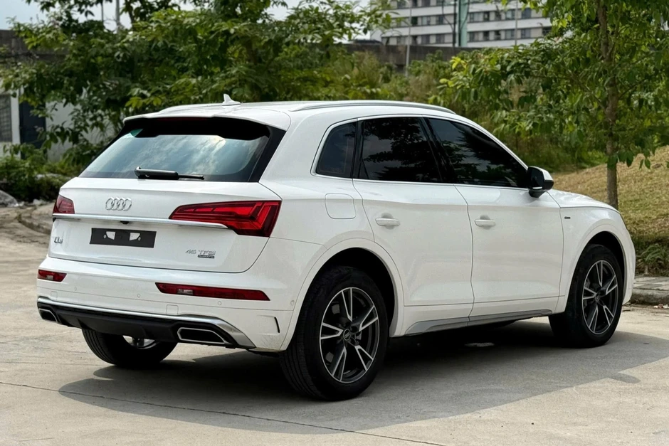Audi Q5 mất giá ngang một chiếc Mazda CX-5 bản “full” sau 3 năm sử dụng Audi Q5 mất giá ngang một chiếc Mazda CX-5 bản “full” sau 3 năm sử dụng