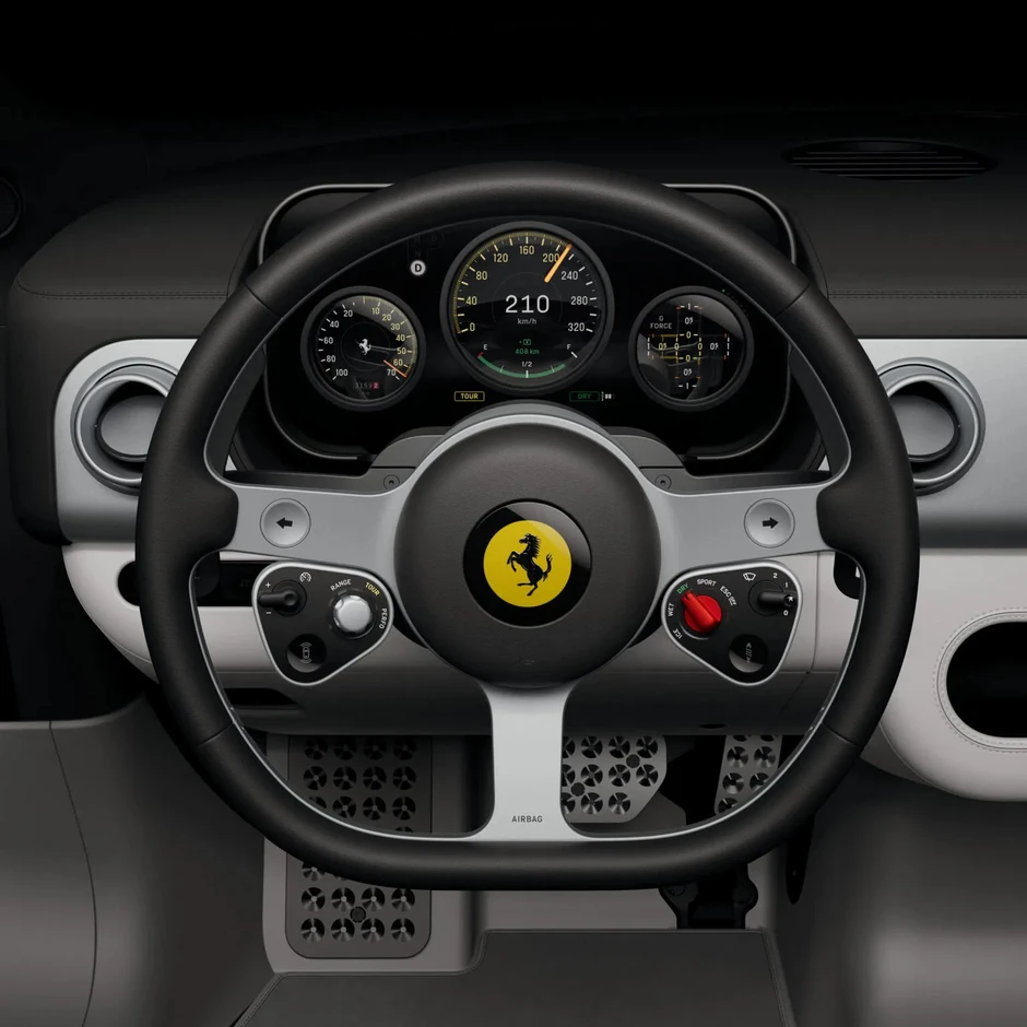 Bác sĩ 87 tuổi chi 40 triệu USD mua siêu xe Ferrari Luce từng bị chê 'xấu điên' Bác sĩ 87 tuổi chi 40 triệu USD mua siêu xe Ferrari Luce từng bị chê 'xấu điên'