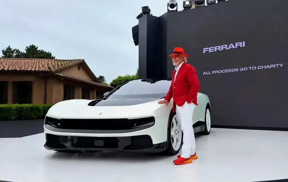 Bác sĩ 87 tuổi chi 40 triệu USD mua siêu xe Ferrari Luce từng bị chê 'xấu điên' Bác sĩ 87 tuổi chi 40 triệu USD mua siêu xe Ferrari Luce từng bị chê 'xấu điên'