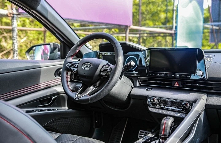 Bảng giá xe Hyundai Elantra mới nhất tháng 8/2026 Bảng giá xe Hyundai Elantra mới nhất tháng 8/2026
