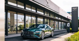 Bentley và Land Rover có chung nhà phân phối chính hãng tại Việt Nam.