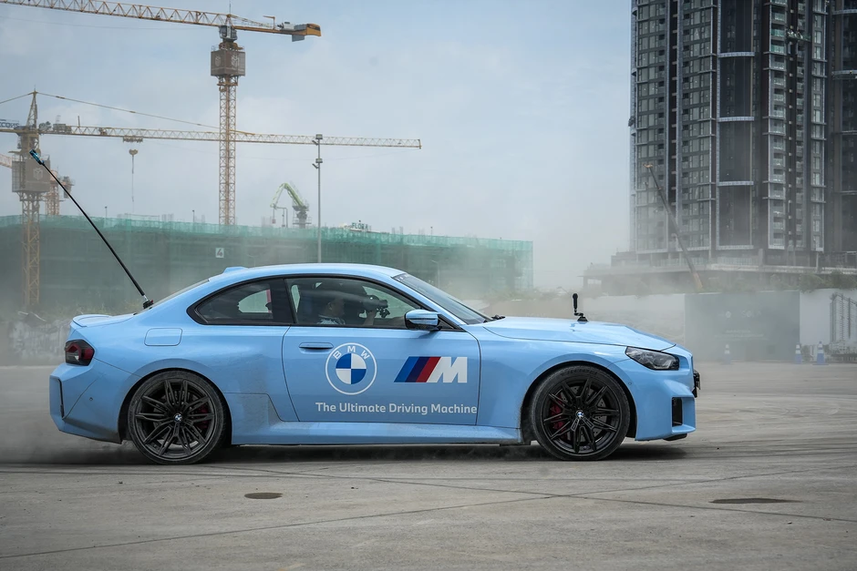 BMW M đối trọng Mercedes-AMG, hâm nóng cuộc đua xe hiệu năng cao tại Việt Nam BMW M đối trọng Mercedes-AMG, hâm nóng cuộc đua xe hiệu năng cao tại Việt Nam