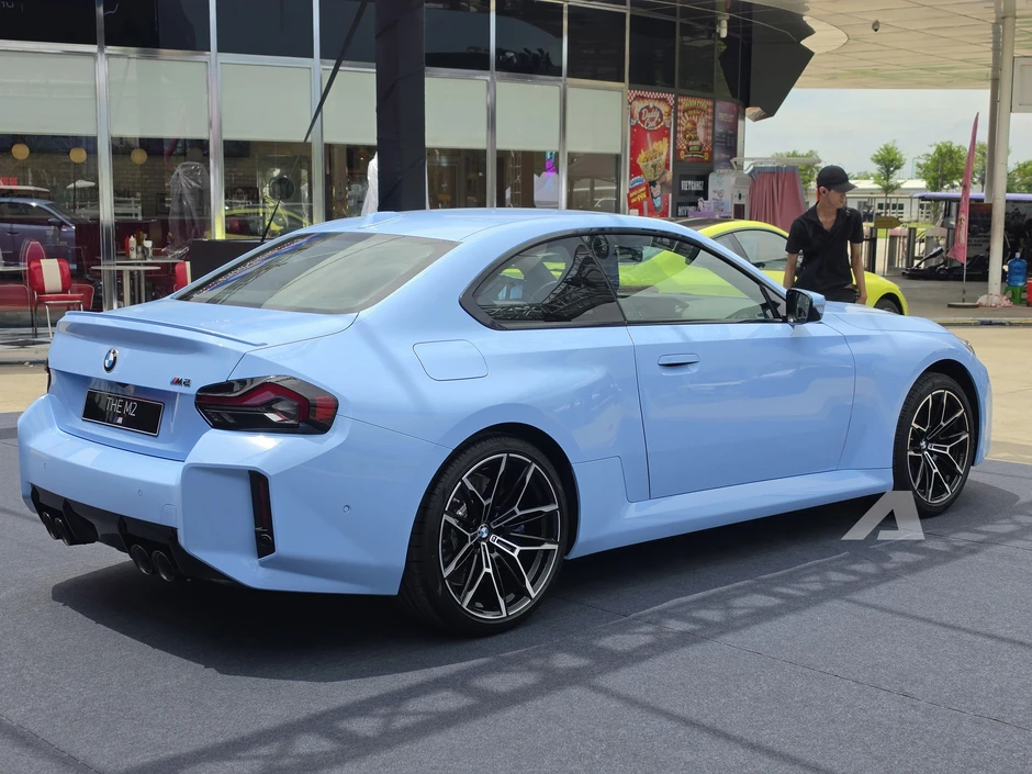 BMW M2 2026 ra mắt tại Việt Nam với sức mạnh 480 mã lực và tùy chọn số sàn BMW M2 2026 ra mắt tại Việt Nam với sức mạnh 480 mã lực và tùy chọn số sàn