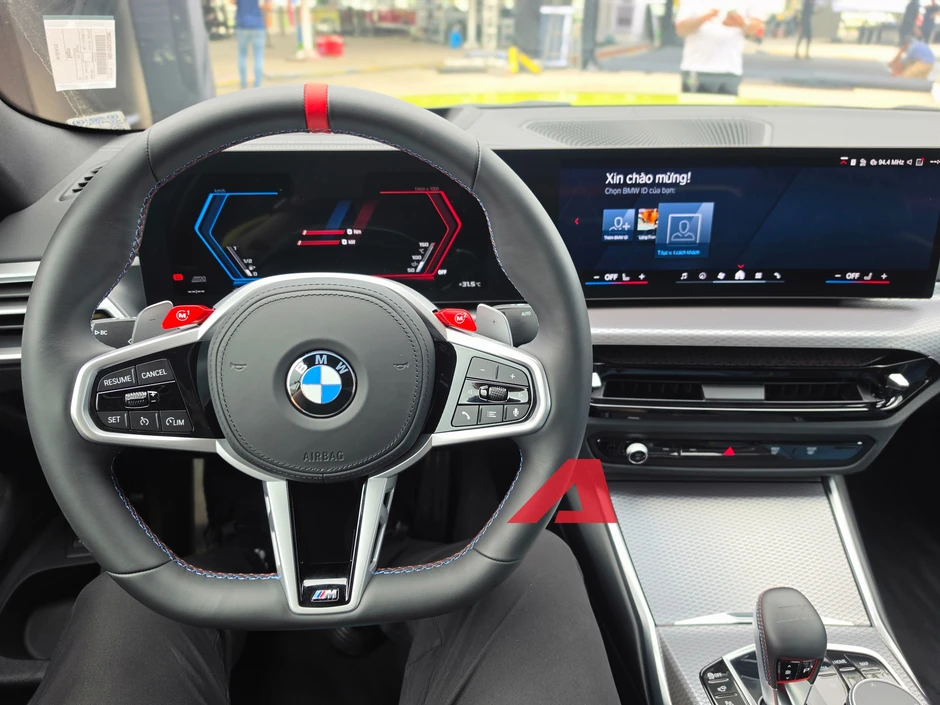 BMW M4 ra mắt Việt Nam với động cơ mạnh mẽ và thiết kế thể thao BMW M4 ra mắt Việt Nam với động cơ mạnh mẽ và thiết kế thể thao