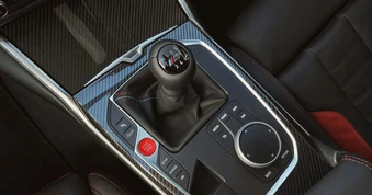 BMW vẫn trung thành với công nghệ số sàn