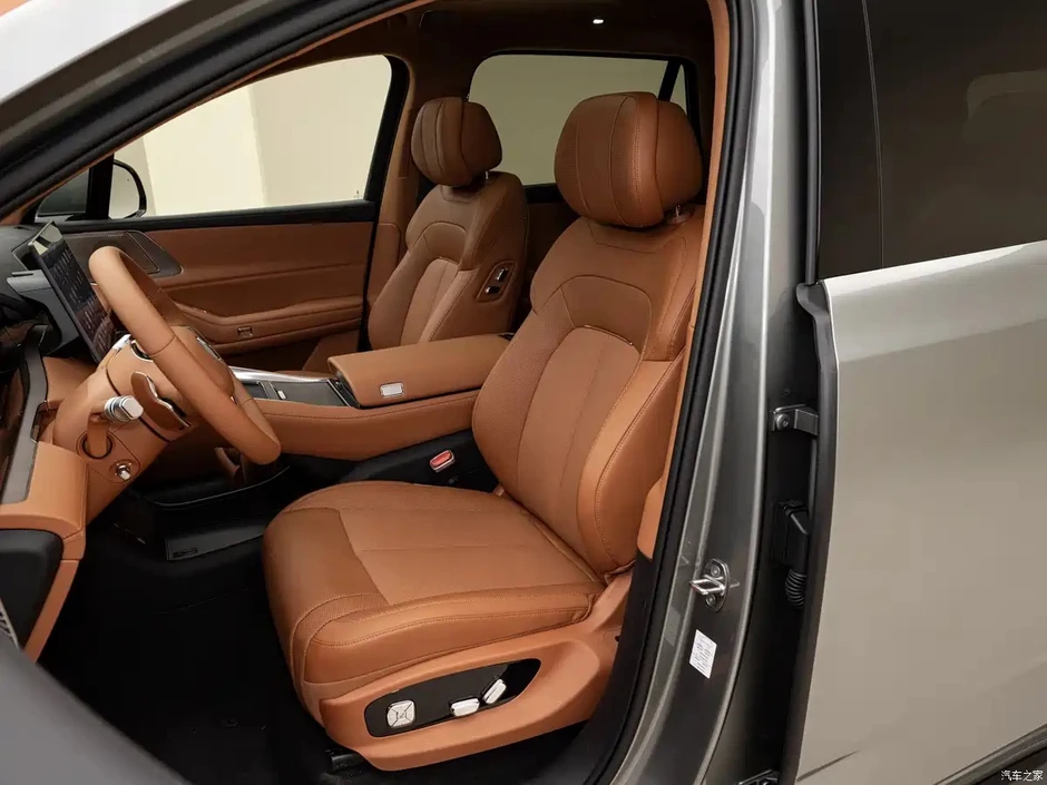BYD có SUV mới giá quy đổi từ hơn 1,1 tỷ đồng: Đầy điện chạy gần 1.000km, sạc 10-97% chỉ trong 9 phút, phần cứng khủng hỗ trợ tự lái BYD có SUV mới giá quy đổi từ hơn 1,1 tỷ đồng: Đầy điện chạy gần 1.000km, sạc 10-97% chỉ trong 9 phút, phần cứng khủng hỗ trợ tự lái