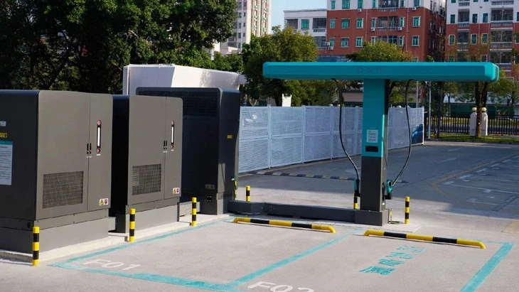 BYD dự kiến mở trạm sạc siêu nhanh tại Việt Nam: Chỉ sạc 10 phút gần đầy BYD dự kiến mở trạm sạc siêu nhanh tại Việt Nam: Chỉ sạc 10 phút gần đầy