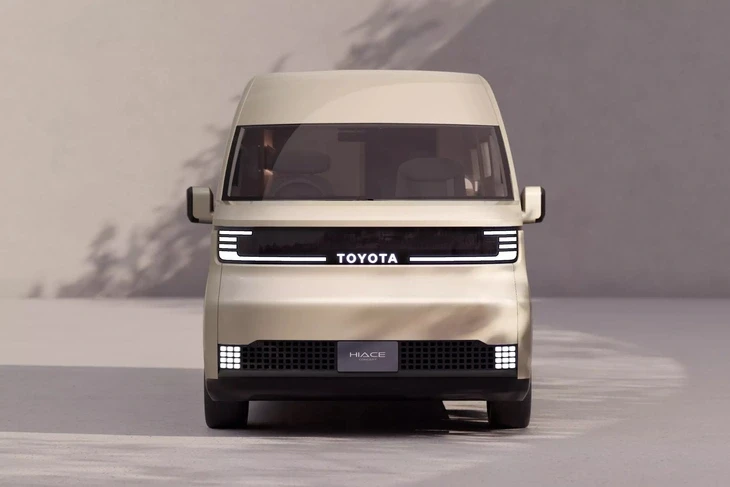 'Cá mập' Toyota HiAce quen mặt với người Việt sắp lột xác hoàn toàn, tùy biến kiểu dáng, máy hybrid 'Cá mập' Toyota HiAce quen mặt với người Việt sắp lột xác hoàn toàn, tùy biến kiểu dáng, máy hybrid