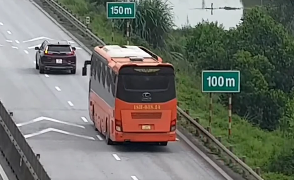 Các nước quy định, xử phạt lỗi không giữ khoảng cách trên cao tốc thế nào? Các nước quy định, xử phạt lỗi không giữ khoảng cách trên cao tốc thế nào?