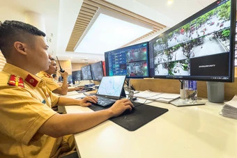 Camera AI 'soi' một xe máy ở Hà Nội vi phạm giao thông tới 43 lần