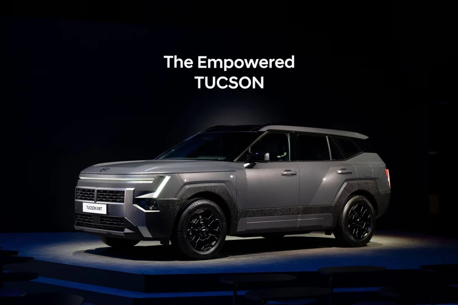 Cận cảnh Hyundai Tucson đời mới được "lột xác" toàn diện Cận cảnh Hyundai Tucson đời mới được "lột xác" toàn diện