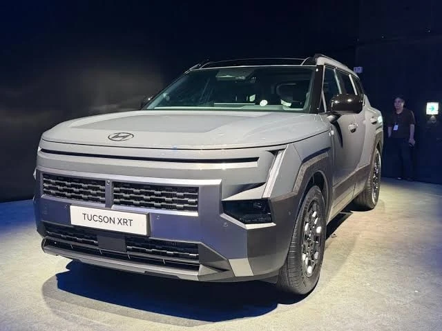Cận cảnh Hyundai Tucson đời mới được "lột xác" toàn diện Cận cảnh Hyundai Tucson đời mới được "lột xác" toàn diện